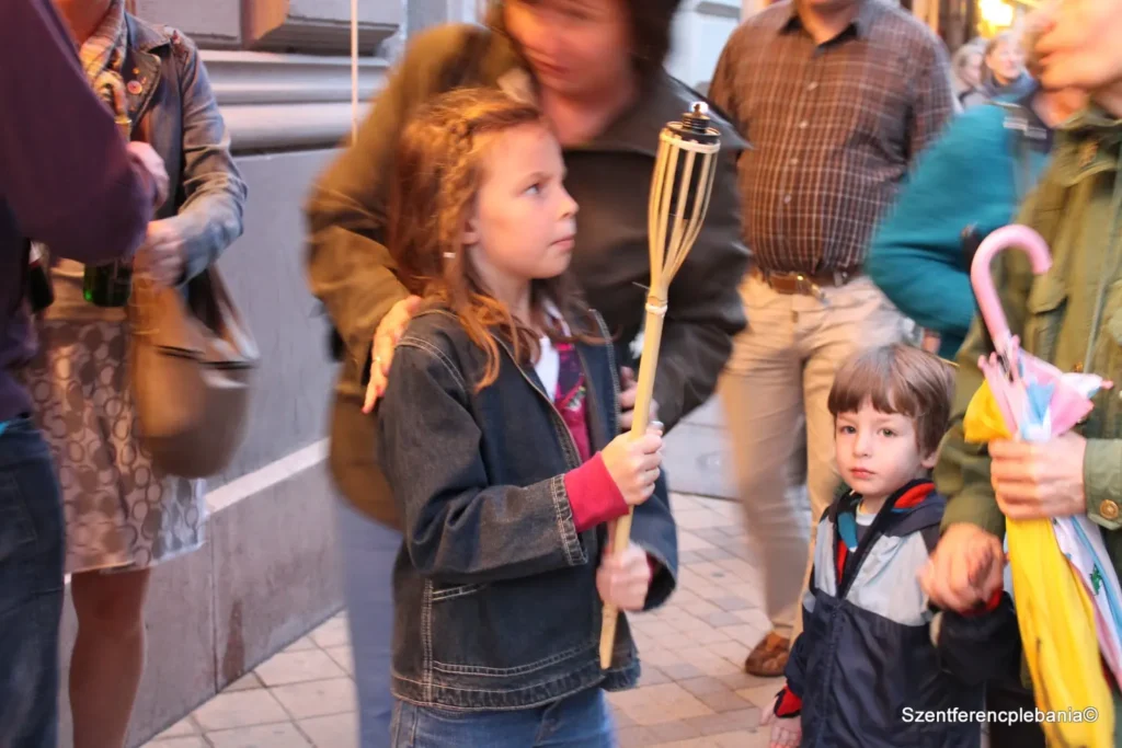 A Miatyánk Fesztivál előzménye, 2012: Pünkösdi virágünnep, a Szent Efrém Bizánci Férfikar és Fassang László közös koncertje